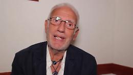 La poesia e la resilienza del piccolo Elicantropo. &laquo;Il teatro &egrave; sogno e poesia non pu&ograve; essere Gomorra&raquo;