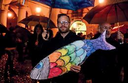 Due tsunami per un Paese smarrito