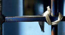 Suicidi in carcere, a Natale si uccide un ragazzo a Siracusa : sono 52