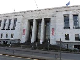 Milano, due magistrati positivi al Coronavirus. E a Napoli gli avvocati scioperano