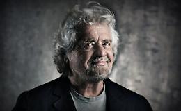 Riecco Beppe: "Ora reddito universale per tutti, ricchi e poveri..."