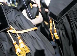 Avvocati, il piano Marshall di Cassa forense: contributi rinviati e fondi per gli studi