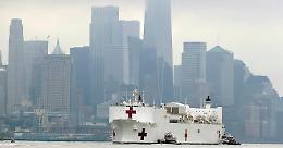 Obitori pieni: New York prepara le fosse comuni nei parchi