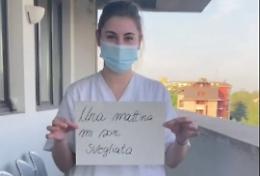 In trincea contro il Covid, i medici di Parma festeggiano il 25 aprile - VIDEO