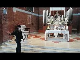 Il prete multato per la messa, ora digiuna per protesta