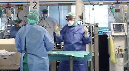 Calano i contagi ma il covid uccide ancora: altri 111 morti