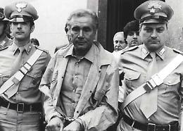 Giornata per le vittime di errori giudiziari, Pd e 5Stelle non votano e Renzi vota con la destra