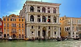 Venezia, sentenze copia e incolla scritte prima delle udienze: i penalisti chiedono un'ispezione