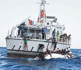 Sugli sbarchi governo in tilt: scontro tra Orfini e Minniti. E Di Maio rimpiange Salvini...