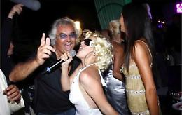 Briatore ricoverato per Covid: il Billionaire ora &egrave; un focolaio