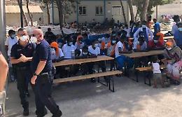 Migranti, Musumeci incalza Conte: &laquo;Lampedusa non ce la fa pi&ugrave;&raquo;