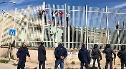 Riflettori su Santa Maria Capua Vetere: silenzio sugli abusi a Foggia