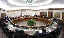 Caso procure, il processo disciplinare a carico di cinque ex togati &egrave; rinviato