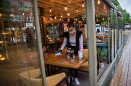 Coldiretti: &laquo;La chiusura alle 18 costa un miliardo in cibo e vino&raquo;