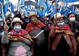 &laquo;Arce &egrave; il male minore, ma gli indigeni boliviani vivono ancora segregati&raquo;
