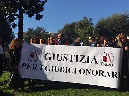 La promessa di Ferraresi: "Intervento immediato per le toghe onorarie"