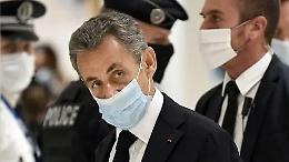 La mano di piombo dei giudici: Sarkozy condannato a tre anni di carcere
