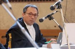 &laquo;Io, pm sotto attacco perch&eacute; non passo le carte ai giornali&raquo;