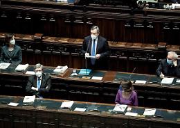 Parlamento congelato per non turbare il governo