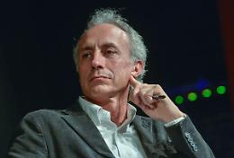 L&rsquo;ultima della banda Travaglio: avvocati complici dei criminali