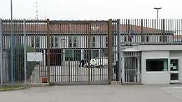 Un altro suicidio in carcere tra l&rsquo;indifferenza generale. E sono 63