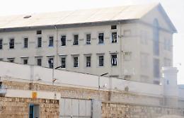 Non solo ergastolo, reato ostativo per un furto di 200 euro: ha tentato il suicidio, ora &egrave; in coma