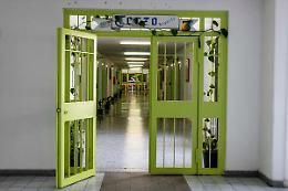 Carceri al collasso: sovraffollamento al 138%, 238 morti nel 2025