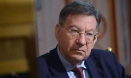 Cesare Mirabelli: &laquo;C&rsquo;&egrave; un diritto alla vita, ma lo Stato non assicura un diritto alla morte&raquo;