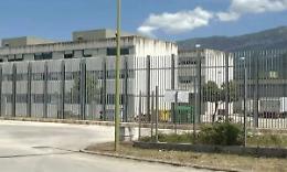 Detenuto aggredisce un medico del pronto soccorso a Sulmona