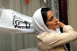 &laquo;Senza velo abbiamo riso in faccia ai tiranni&raquo;. Intervista a Nasrin Sotoudeh