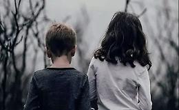 Affidi, i dati ufficiali asfaltano la narrazione: l&rsquo;Italia &egrave; tra i Paesi con meno allontanamenti