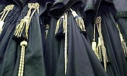 Truffa a Terni: falso studio legale Agnelli inganna i clienti online