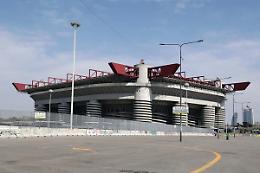 San Siro, l&rsquo;inchiesta apre due fronti tra sequestri e rischio stop