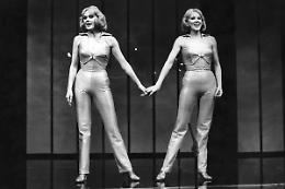 Non chiamatelo dramma. Quella delle Kessler &egrave; una scelta legittima. Da noi lo sarebbe?