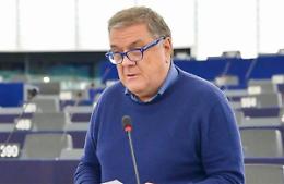 Scandalo Qatargate, il Parlamento vot&ograve; al buio. E intanto la polizia lo spiava