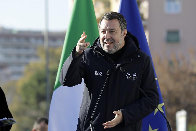 Open Arms, la procura generale della Cassazione smonta&nbsp;il ricorso contro Salvini: &laquo;Va assolto&raquo;