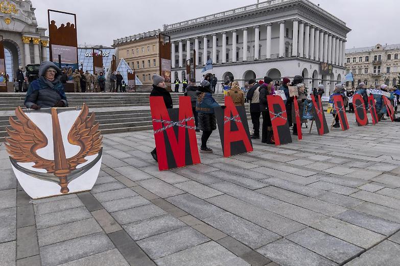 Dalle macerie al gala: riapre il teatro di Mariupol, simbolo della guerra