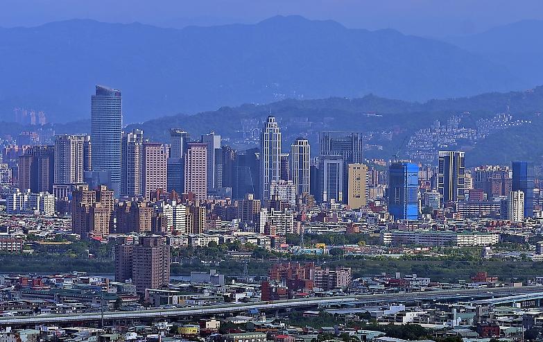 Manovre a fuoco vivo: Pechino accerchia Taiwan e alza il livello dello scontro