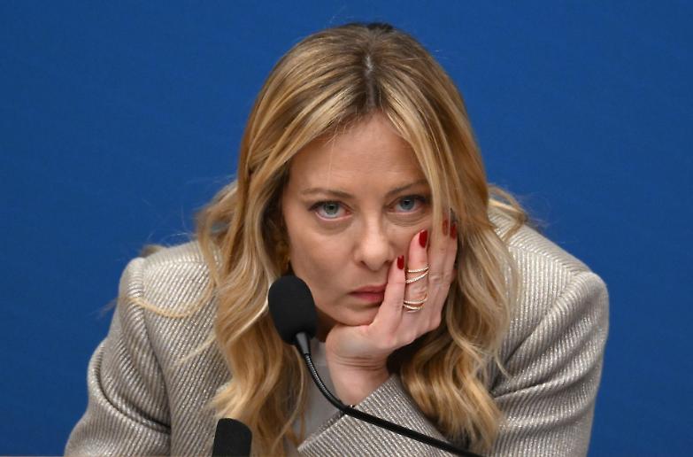 Sulla politica estera la premier resta in bilico: &laquo;L&rsquo;Ue parli con la Russia&raquo;