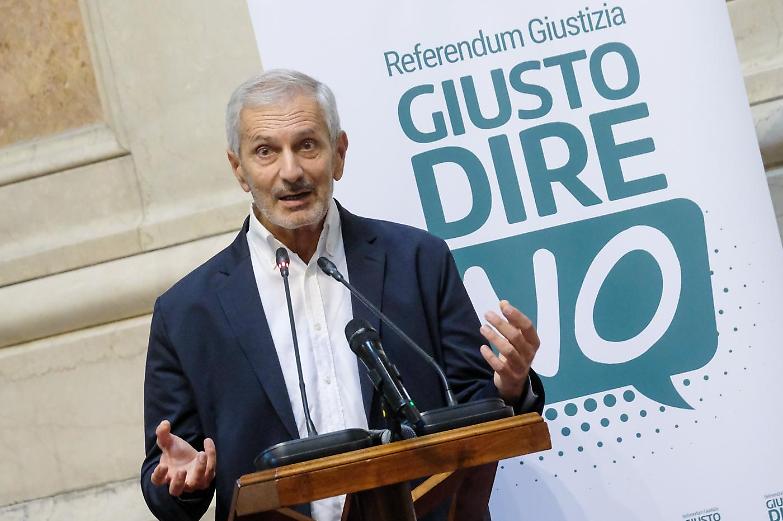 Ormai mancano solo le purghe contro chi osa dire S&igrave; alla riforma