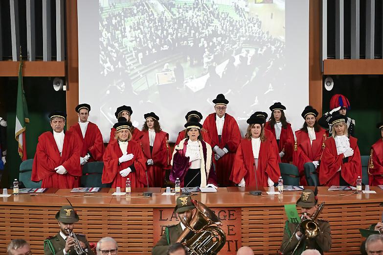 "Fanno parlare solo l'Anm!". A Torino "salta" l'intervento dei penalisti, che lasciano l'aula in segno di protesta