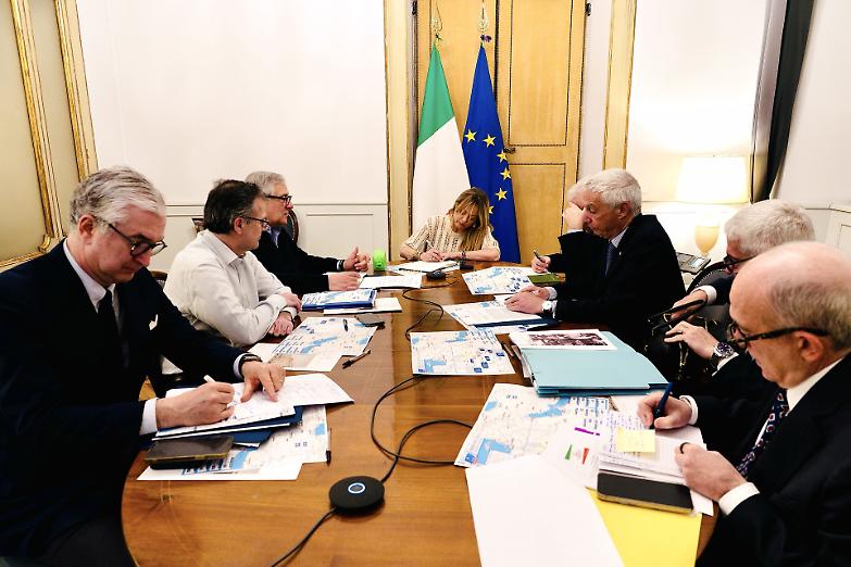 Governo in allerta sul Golfo, opposizioni all&rsquo;attacco: &laquo;Italia non tutelata&raquo;