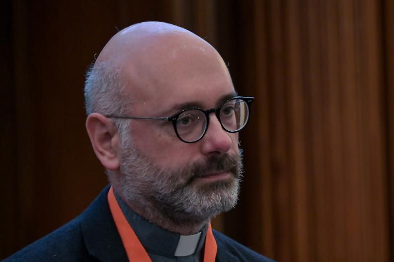 Gesuiti contro sul referendum: &ldquo;Civilt&agrave; Cattolica&rdquo; smentisce il No di padre Riggio