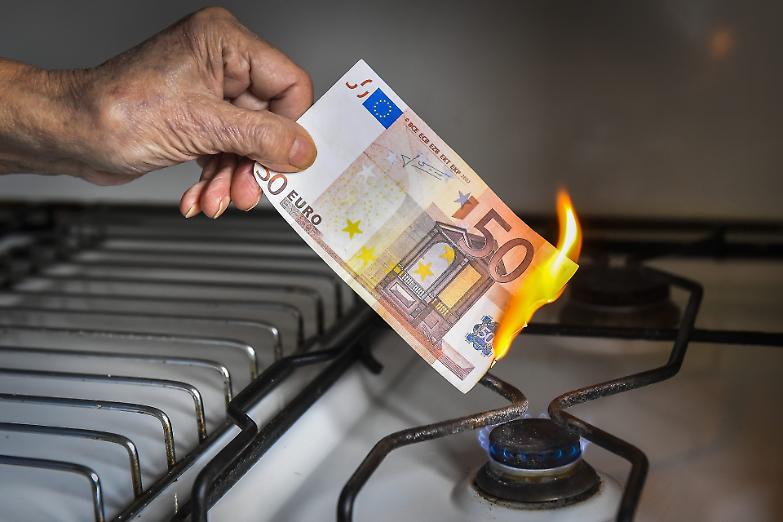 Golfo Persico, guerra e rincari minacciano export ed energia delle imprese