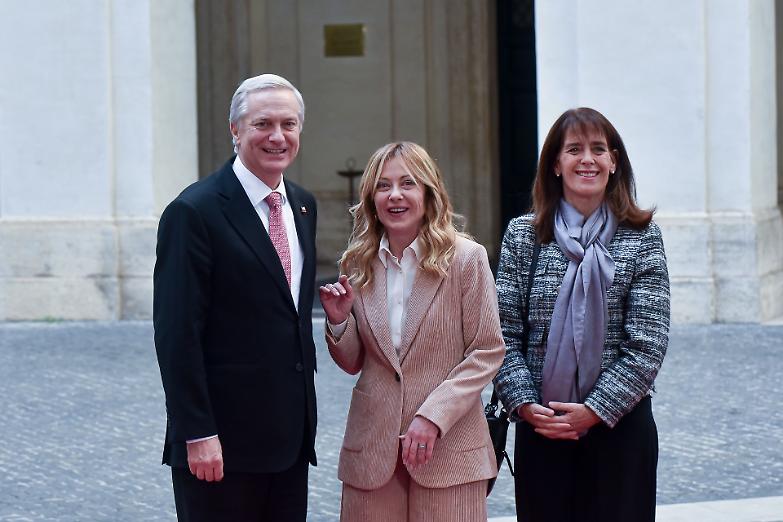 Kast guarda a Meloni mentre il Cile si prepara al cambio