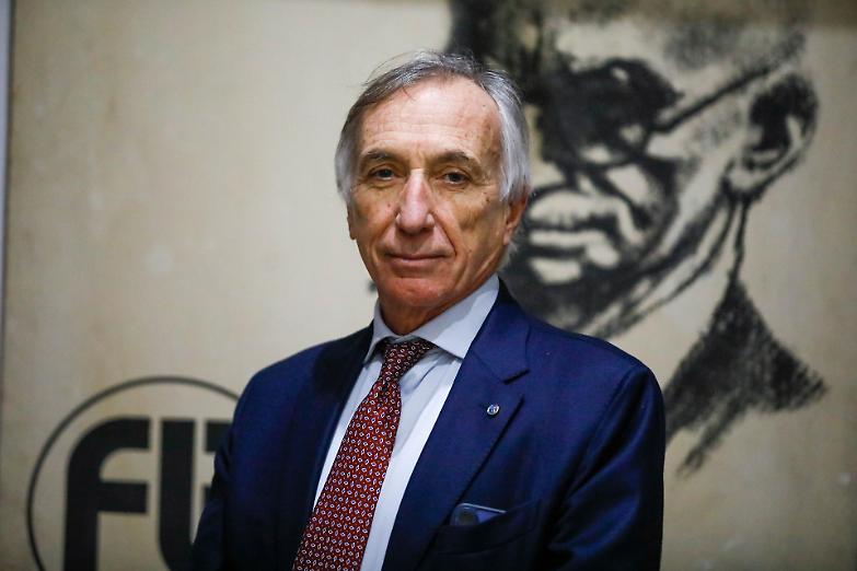 Chi dice che la riforma rompe l&rsquo;equilibrio dell&rsquo;ordine giudiziario, svaluta il ruolo del Colle