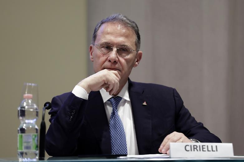 Cirielli conferma l&rsquo;incontro con l&rsquo;ambasciatore russo e respinge il caso politico