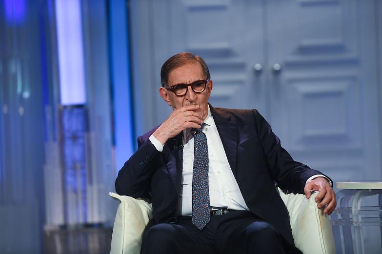 La Russa difende il sorteggio al Csm: &laquo;Cos&igrave; si spezza il sistema delle correnti&raquo;