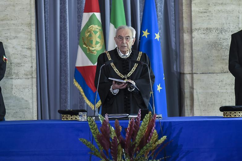 Amoroso avverte sull&rsquo;abuso d&rsquo;ufficio: &laquo;La nuova direttiva Ue pu&ograve; riportare la norma in Consulta&raquo;