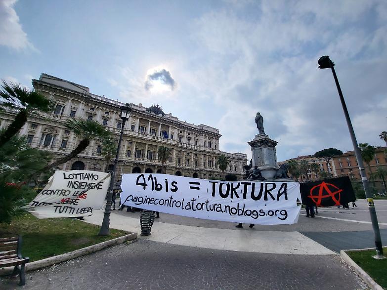 41bis: sul &ldquo;blocco&rdquo; ai permessi premio parola alla Consulta